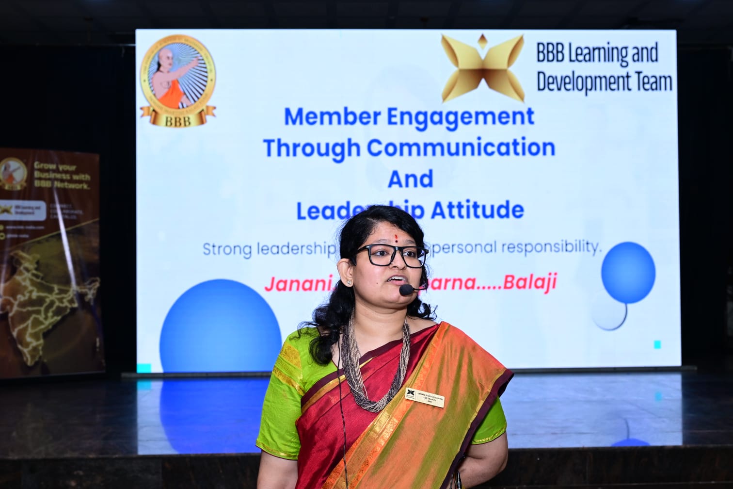 Janani Ramakrishnan addressing participants at a leadership workshop